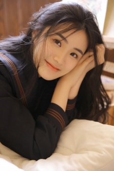 佐伯奈